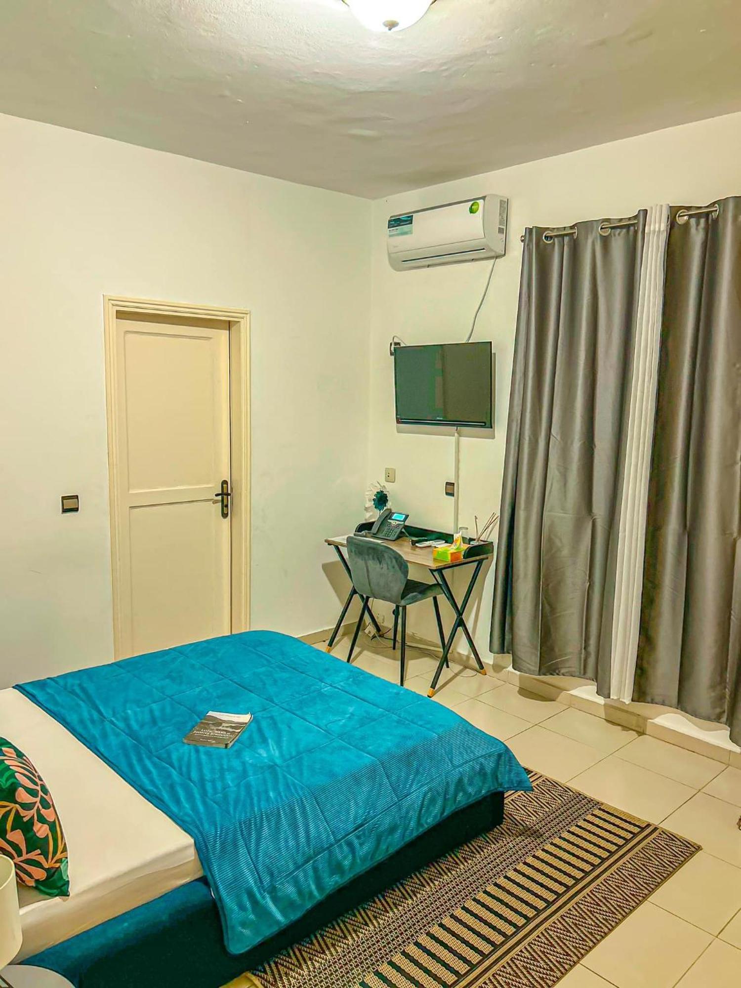 Residence Le Tali Libreville Extérieur photo